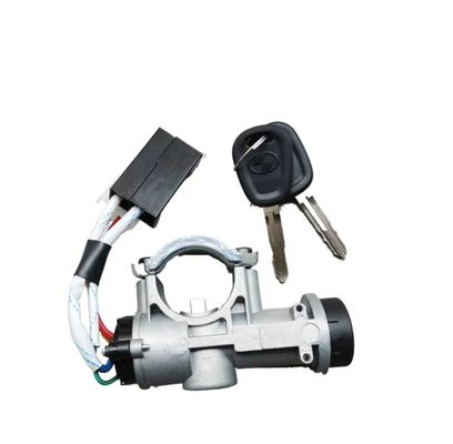 อะไหล่สําหรับรถยนต์ YUEJIN N600300114 NJ1043 กุญแจสวิทช์จุดไฟและการประกอบ