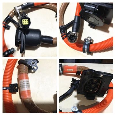 ประกอบเคเบิลชาร์จเครื่องเชื่อม EV ที่สะดวกสบายสําหรับซ็อตชาร์จ DC และชุดรถ EV