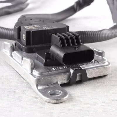 X10000330 NOX ไนโตรเจนออกซิเจนเซนเซอร์ 12V สําหรับเครื่องยนต์ YUNNEI D19TCIE ของแท้